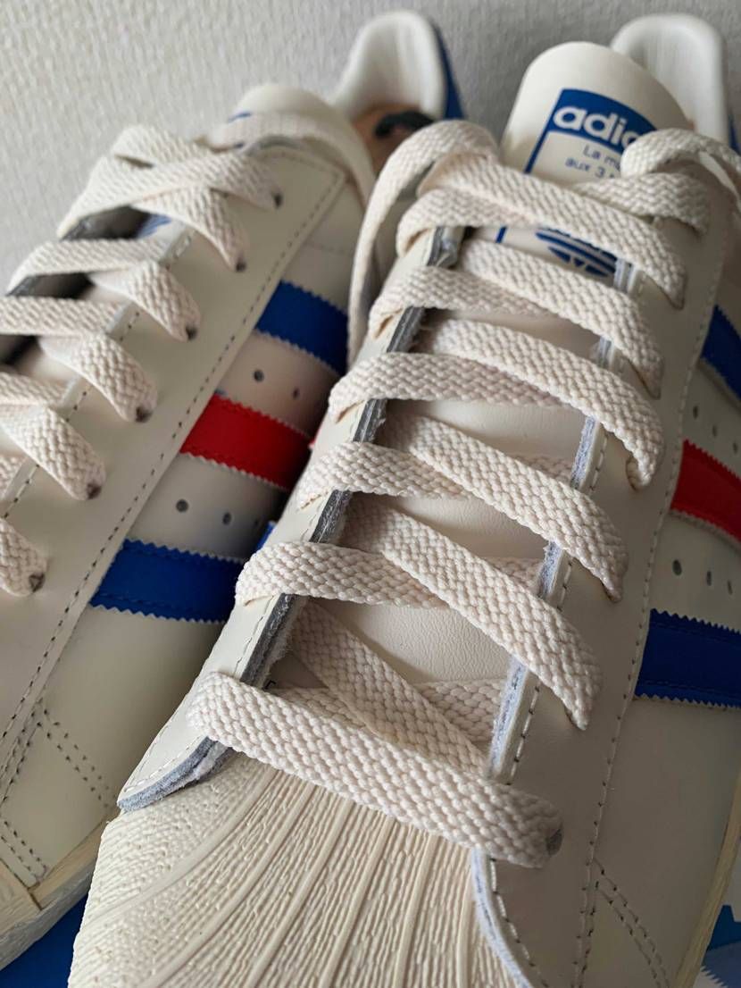 perfected in France

例によって靴紐