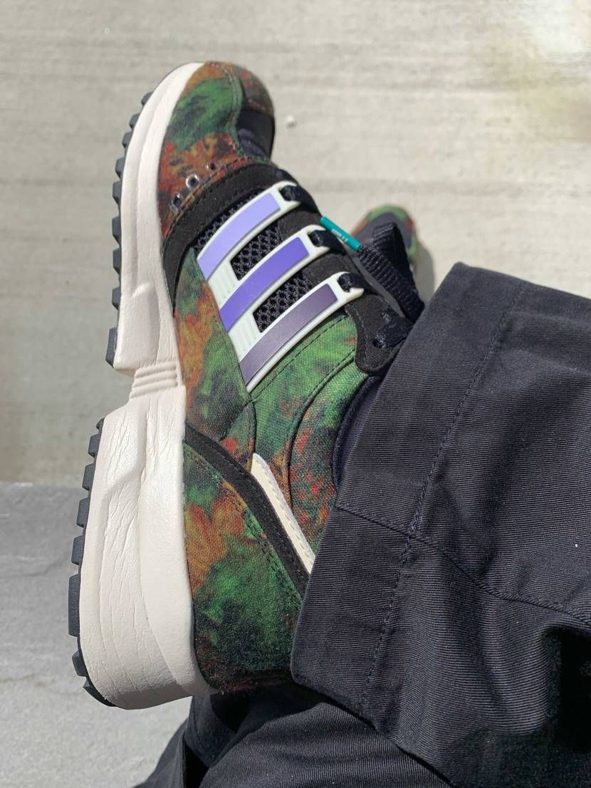 今日の靴
EQT CSG 91 MITA "RUNNERS