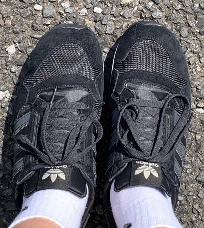 今日の靴
zx 500