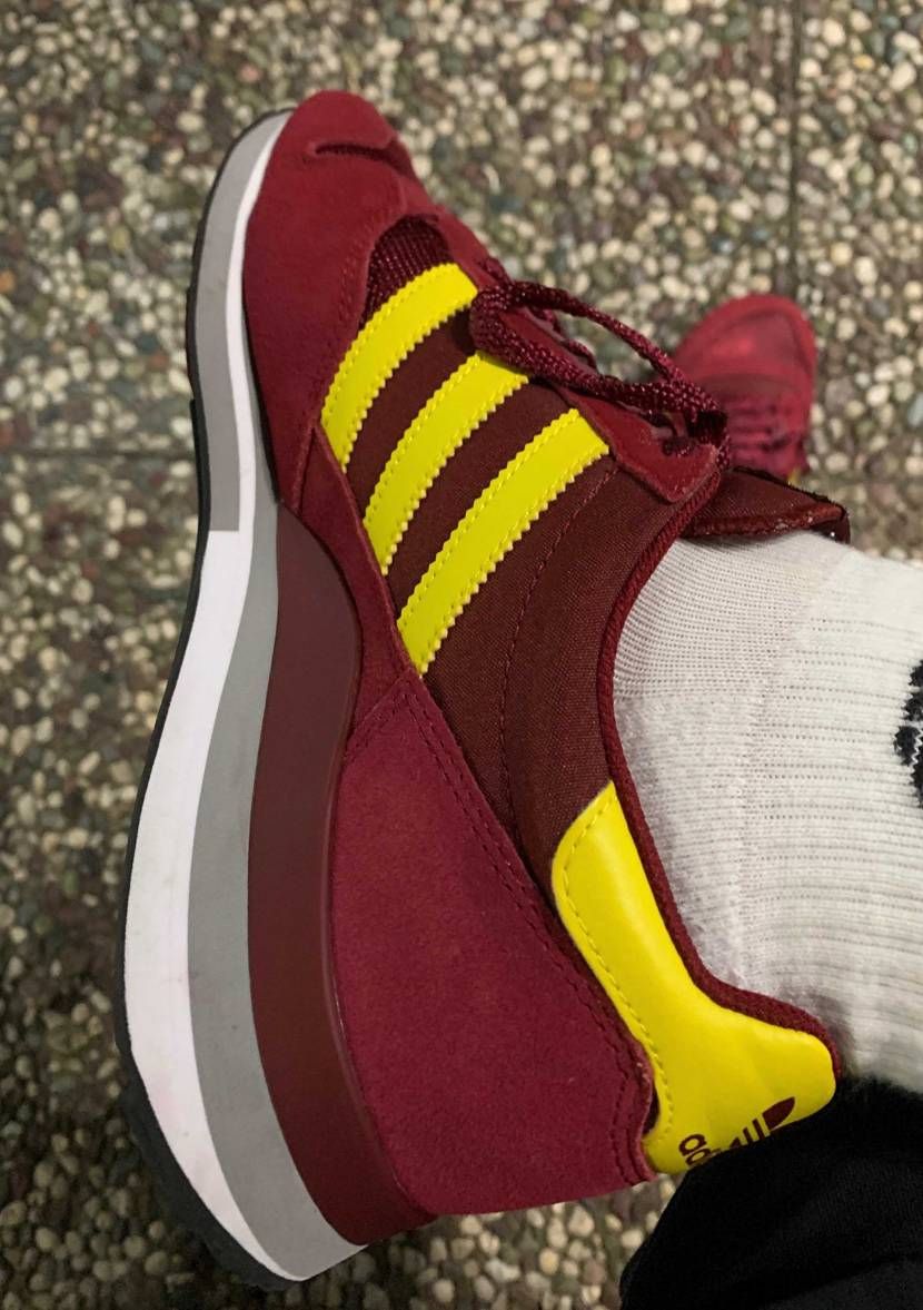 今日の靴
zx 500 × size?