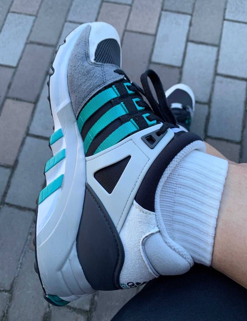 今日の靴
EQT SUPPORT 93