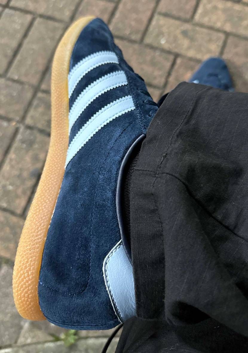 今日の靴


コンソーシアムカップのチェーンホルダー？みたい😊