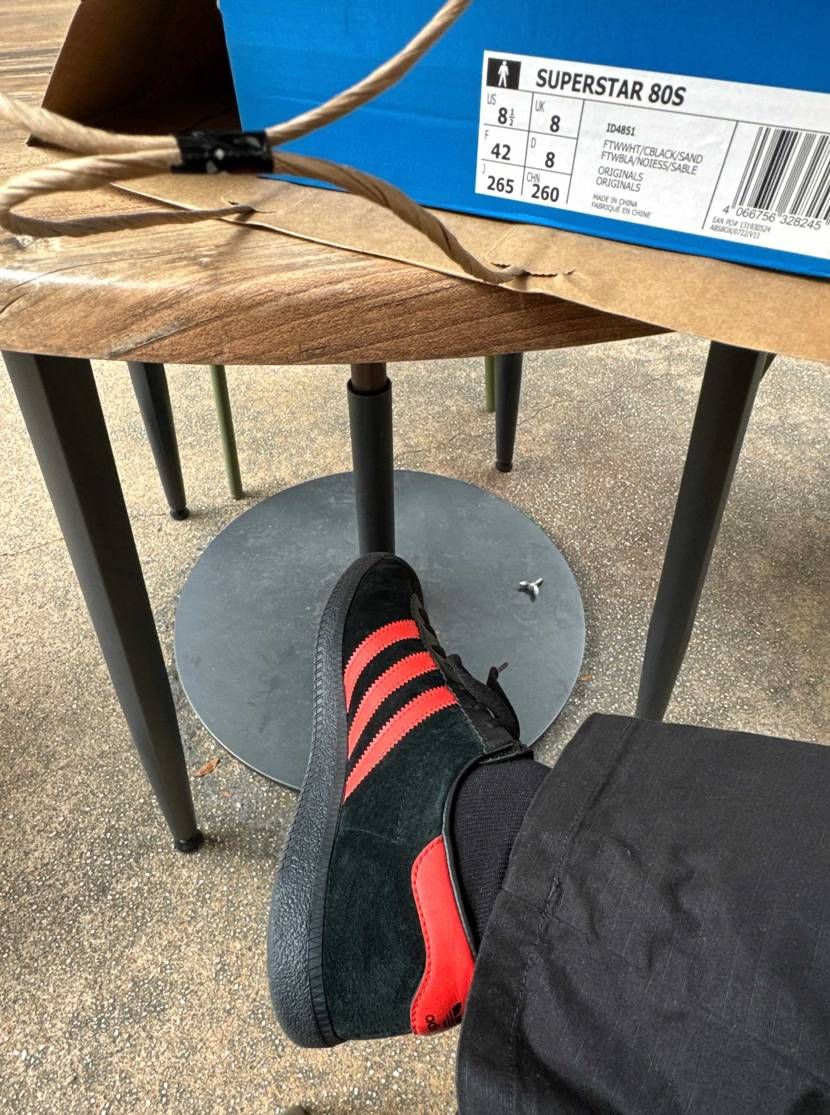 今日の靴とさっきかった靴😊