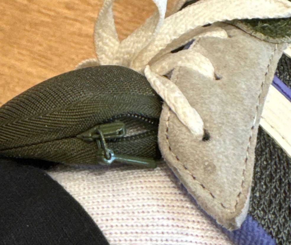 きょうのatmosconに履いていったくつ。
420（今日