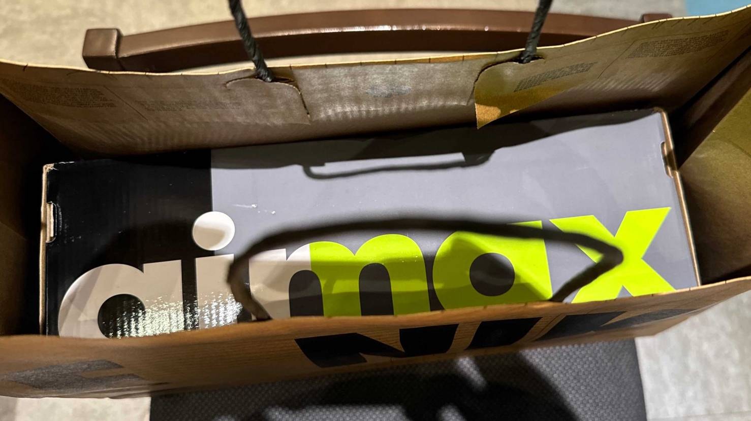 お仕事のついでに寄ったNIKEにあったのでつい🙇‍♂️
買うつもりなかったんで