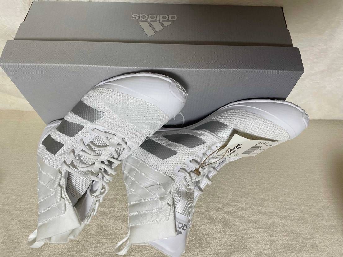 adidas SPEEDEX ボクシングシューズ （GX2824）
超軽量モデ