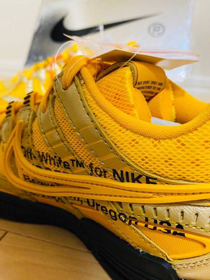 2020年30足目... おひさしOFF-WHITE×NIKE!!
色合い