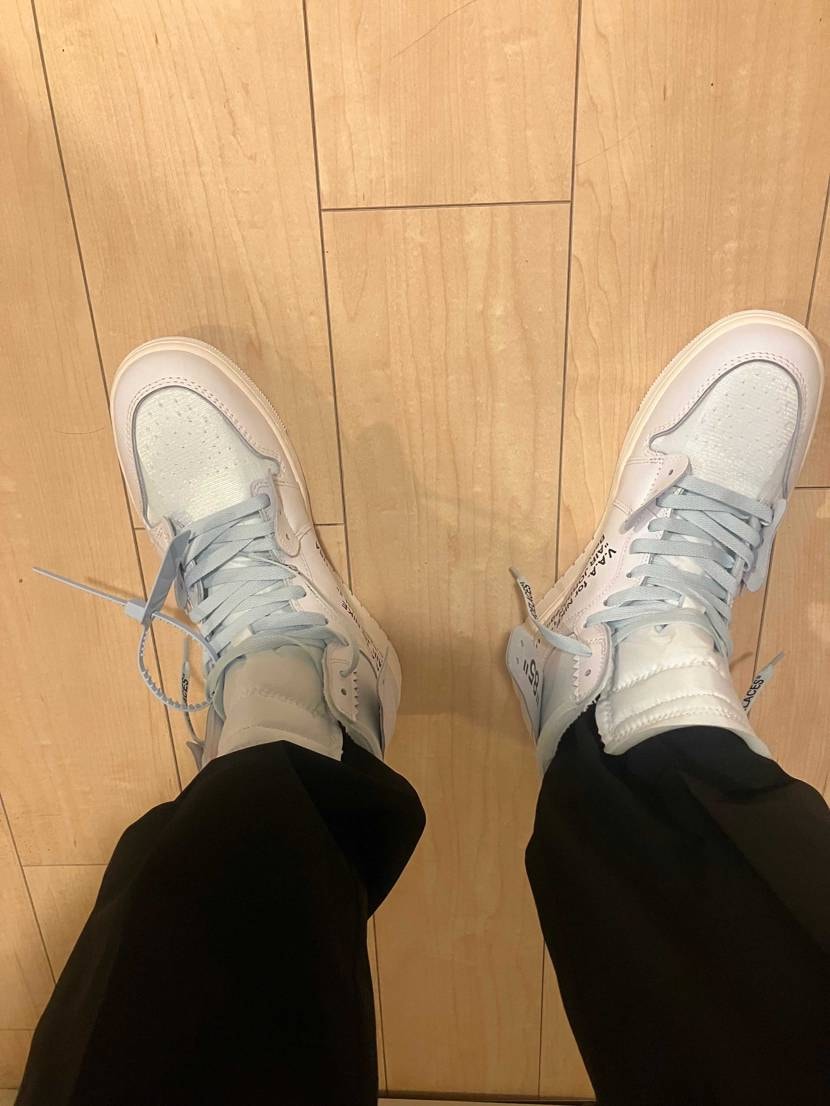 欲しかった一足
ナイキアプリで当選！！

迷いに迷って紐は水色にしました