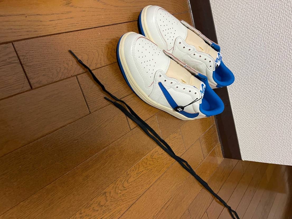 シューレースの長さが10センチも違うんだがw
たしかユーチ