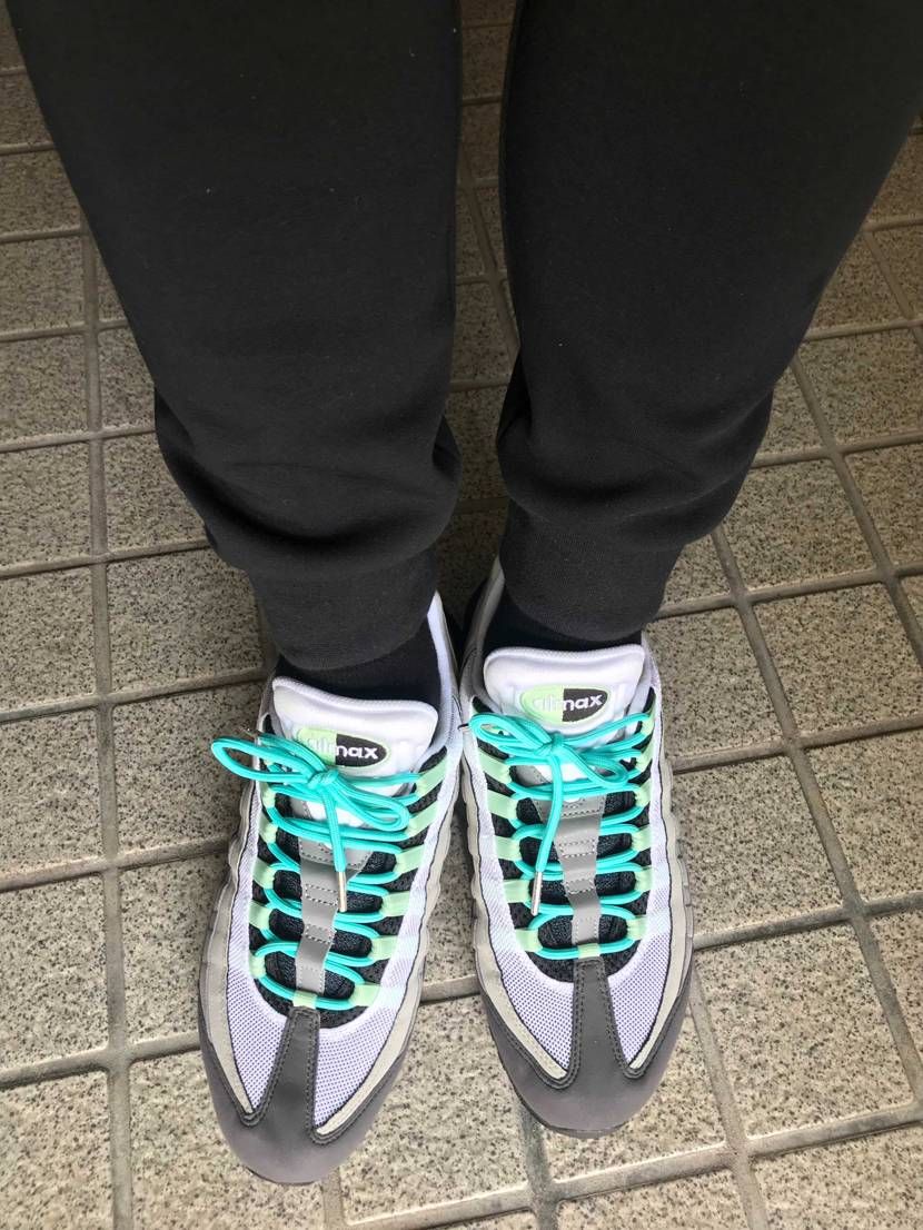 初投稿です。
やっと欲しいシューレースに交換できた！