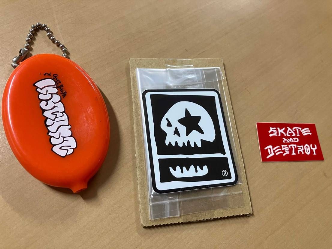 SBのために初めてお布施してみた
3店舗で1個ずつ
コインケース以外はショッ