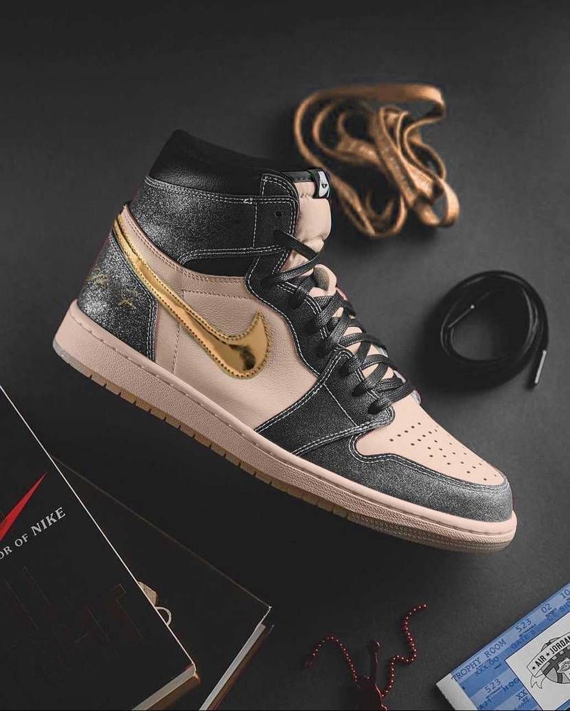 trophy room AJ1 2.0

公式リリースしてほしい🤩

※