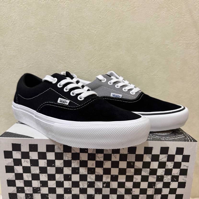 スケートエラを一気買い。
青赤は言わずもがなですがどの色も