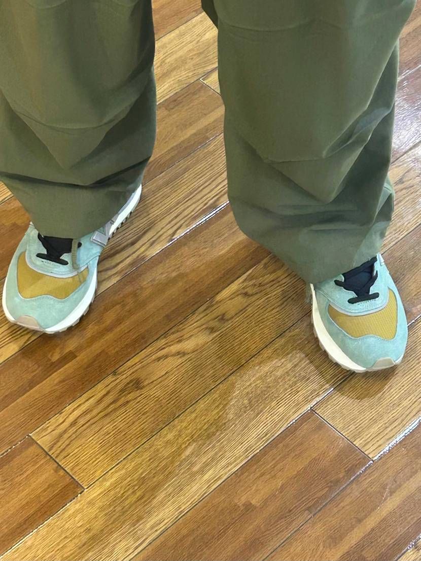 👟🗿🏝️574  まだまだ夏真っ盛りなので、今年の初履き、昨