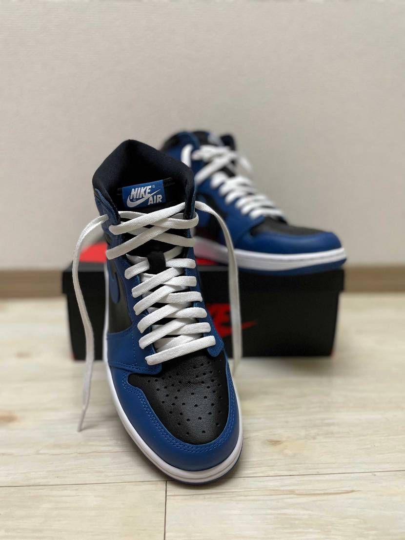 2足目が安く買えたんでおろそうかと思います😁AJ1おろす時ってなんか他のスニー