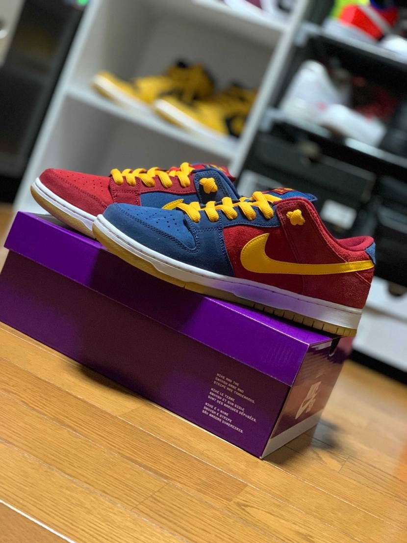 初のSB DUNKでバルサ買いましたー！
シューレースは迷ったけど黄色で😊