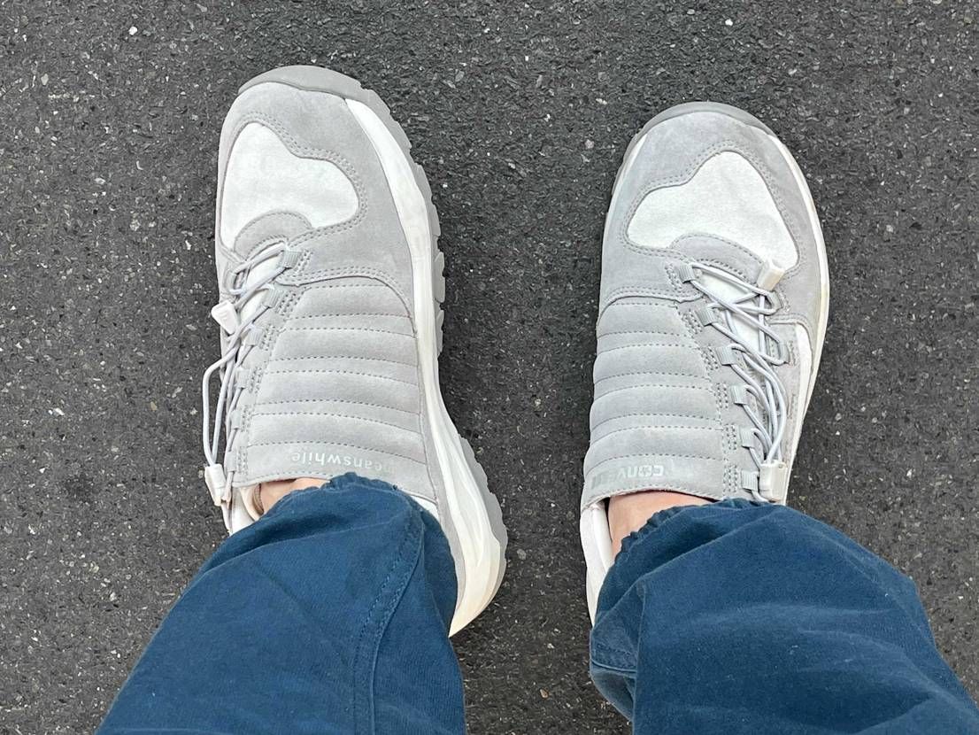 コンバース×ミーンズワイルは使いやすいカラーリングと個性的なデザインが両立してい