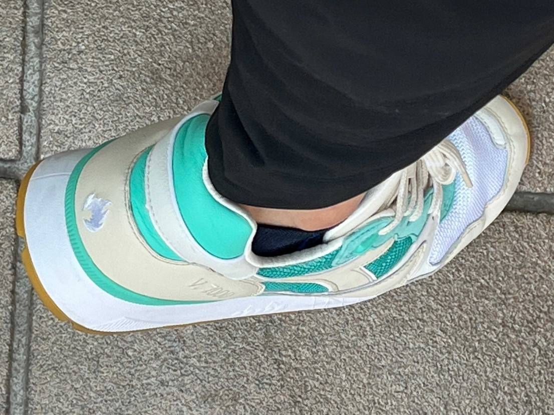 このV7000はやはり素晴らしいです。N9000と比べややタ