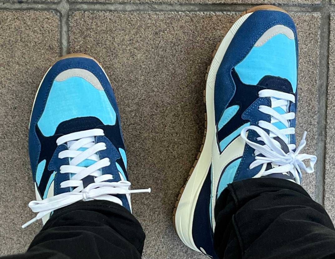 DIADORAを履く週の2日目はN902 Label 'Blue/Mond in