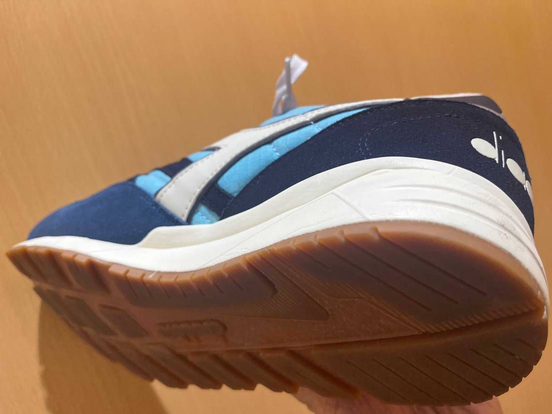 DIADORAを履く週の2日目はN902 Label 'Bl