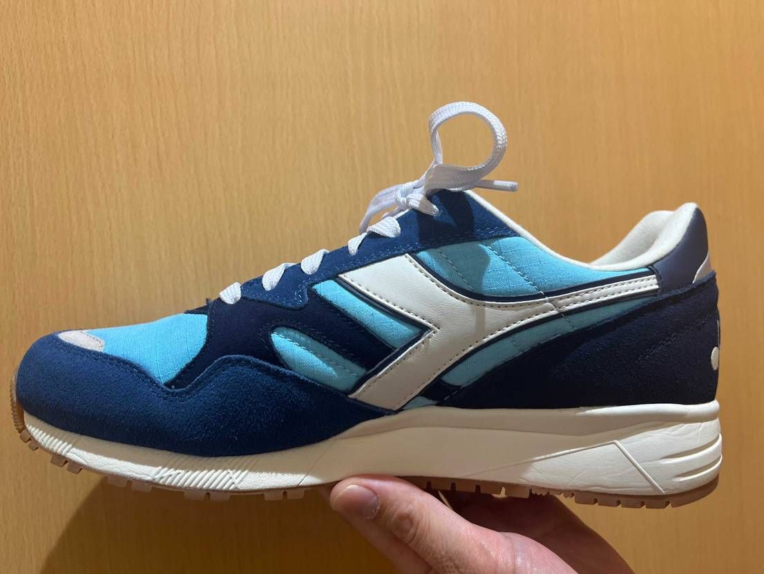 DIADORAを履く週の2日目はN902 Label 'Bl