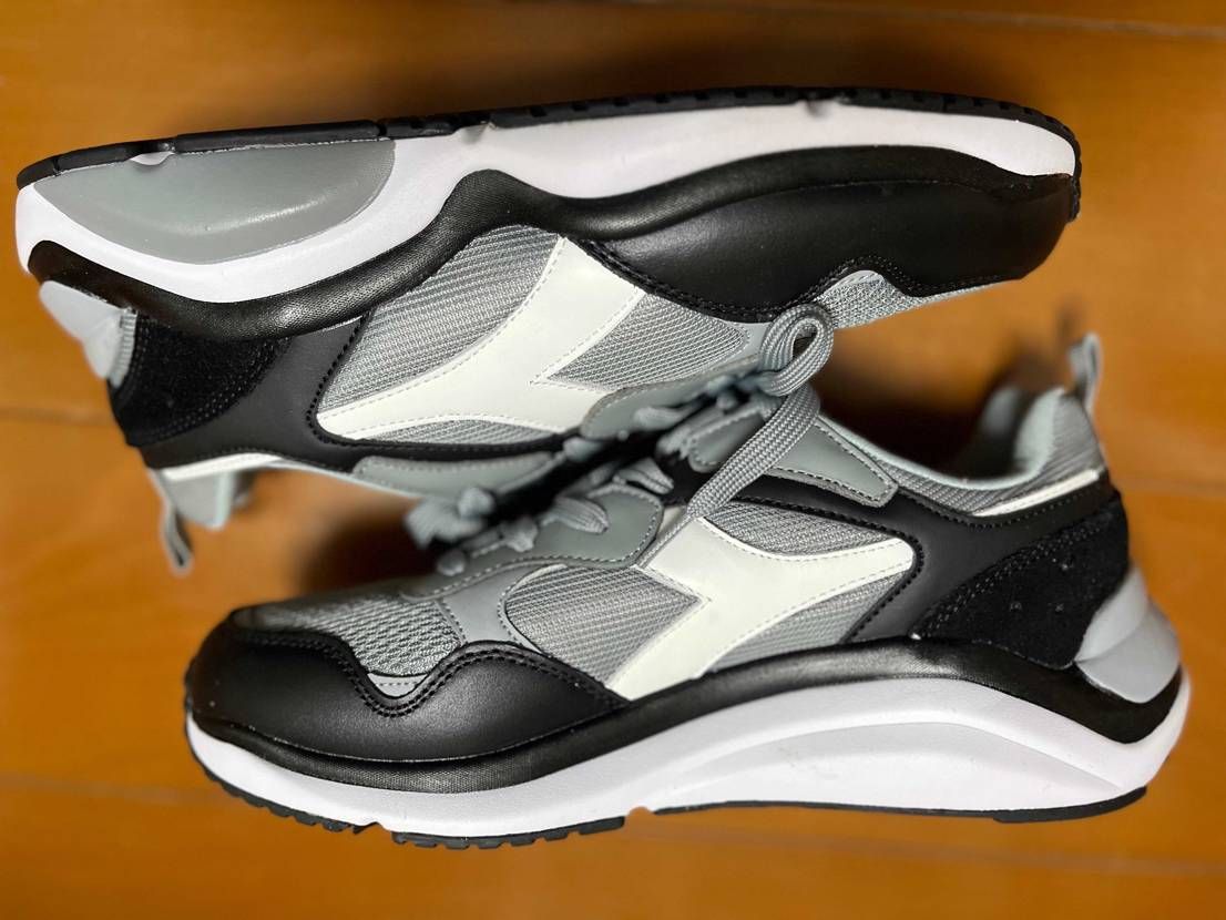 DIADORA Whizz Run、いつかのフリマで3,00