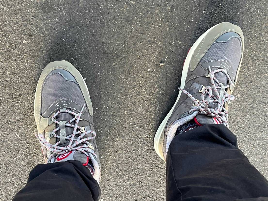Karhu ×  Footpatrol
まだ残雪が残る中、撥水加工ナイロンが良