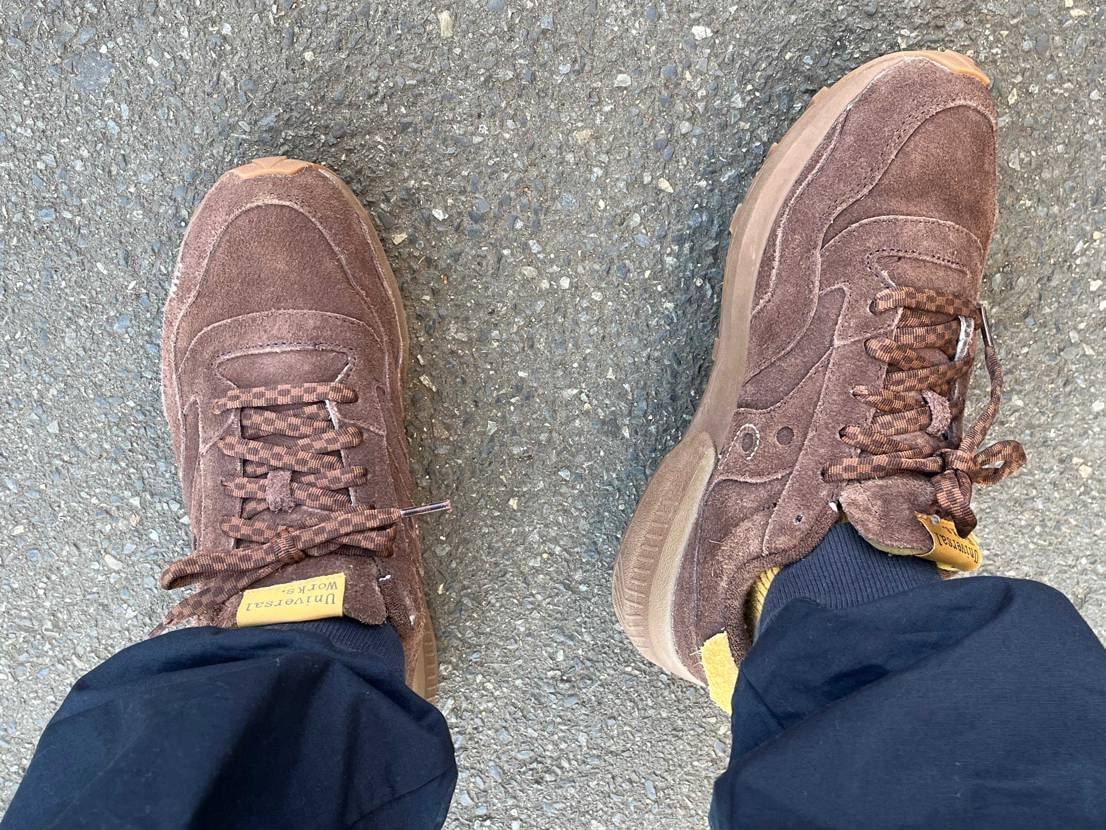 本格的に寒い朝が続きますね、、ヒールのアクセントが良いsaucony unive