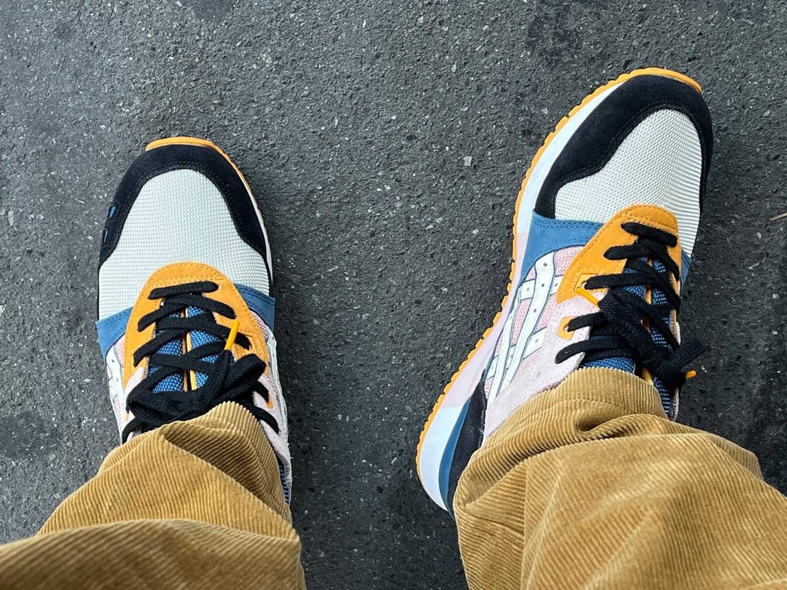 朝はちょっと寒いけど履きたくなって。やはり良いな。