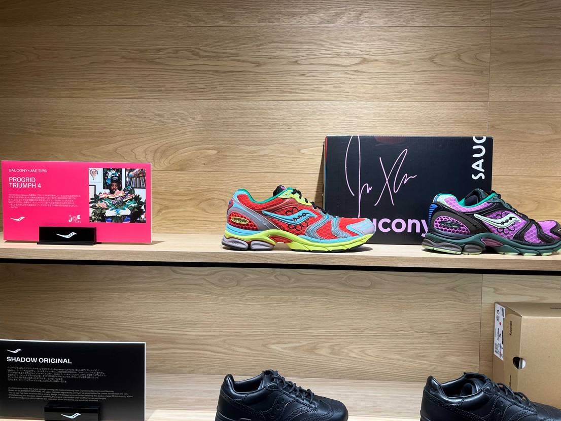 時間があったのでsaucony HARAJUKU FLAGS