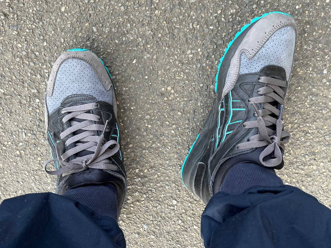 今日はレザーバック
やはり履き心地は良いな