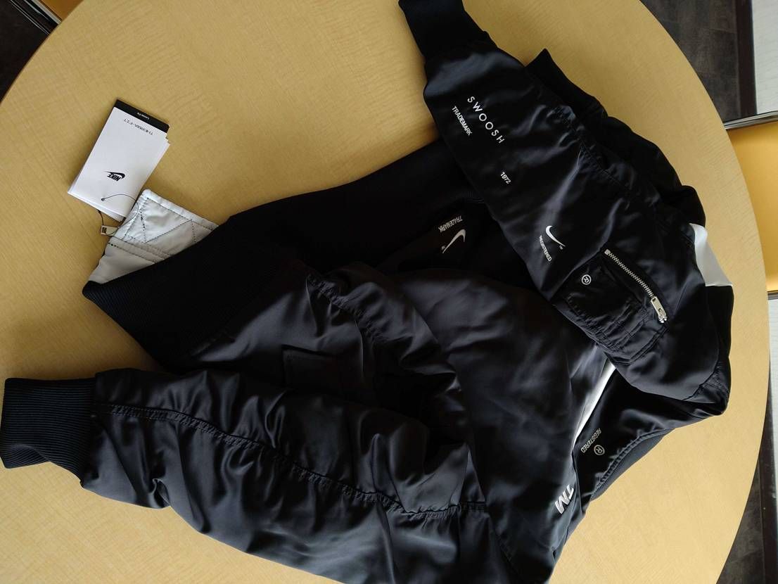 届いた！2万のNIKEウェアにしては、クオリティ良い😳