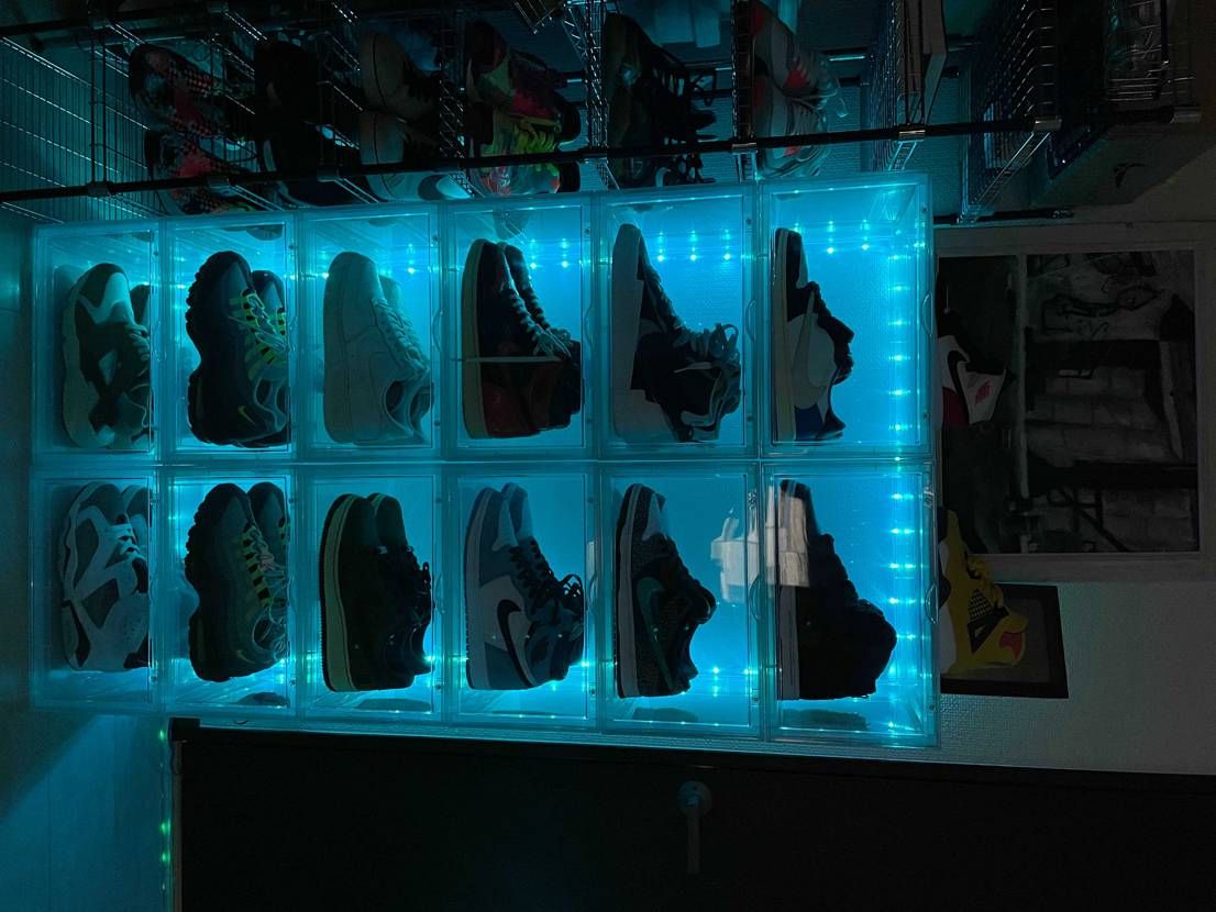 部屋完成！iPhoneをNFCシールにかざすとライトがつく仕