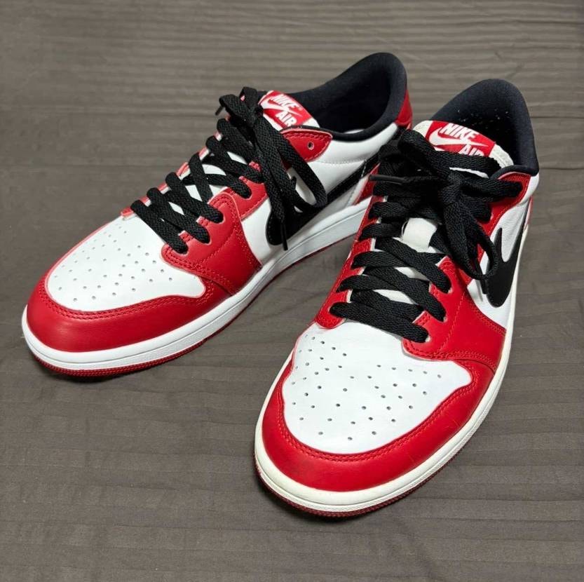 シカゴ　OG LOW 届きました‼️
早速2016と比較😁
左が2025 右