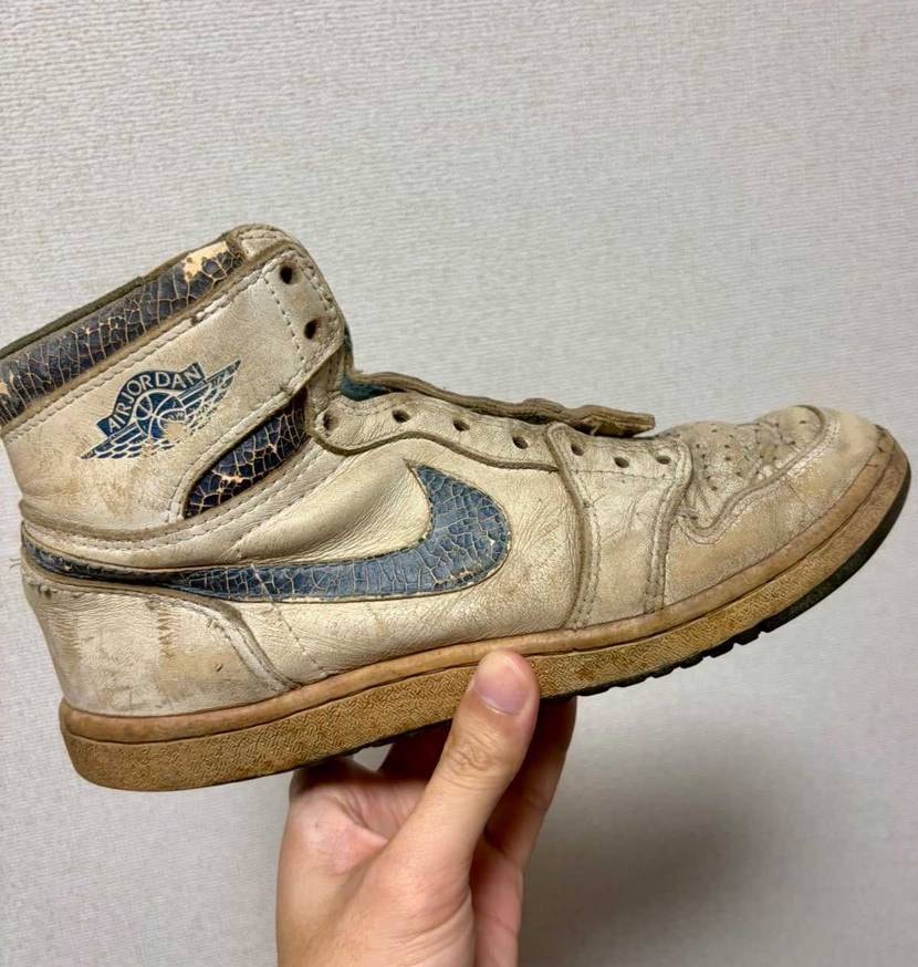 メタリックパープルが好きすぎて、オリジナルを車買えるくらいの値段で購入しようか本