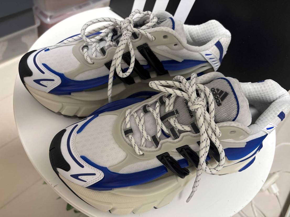 アディダスのCONFIRMEDアプリで当選したジェリーフィッシュが届きました。実