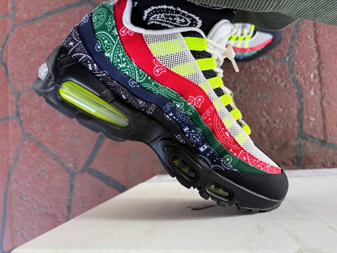 タイミング的にも、もちろんイエグラが欲しいけど、
こっちも