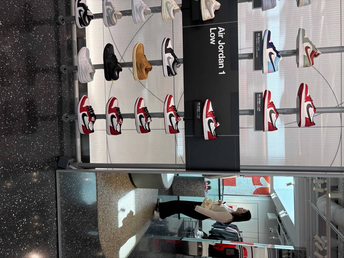 ナイキ心斎橋、フルサイズ在庫ありましたよ