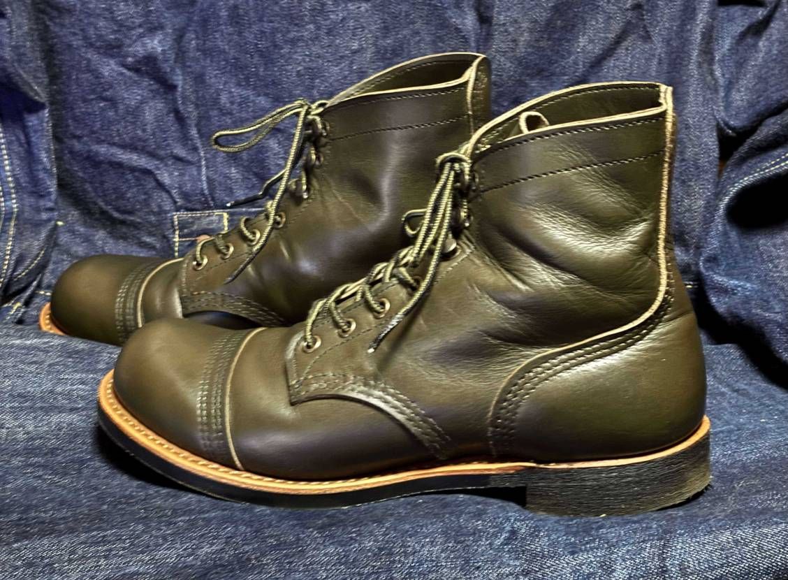 ここでブーツはアレかと思ってたのですが、
レッドウイングと