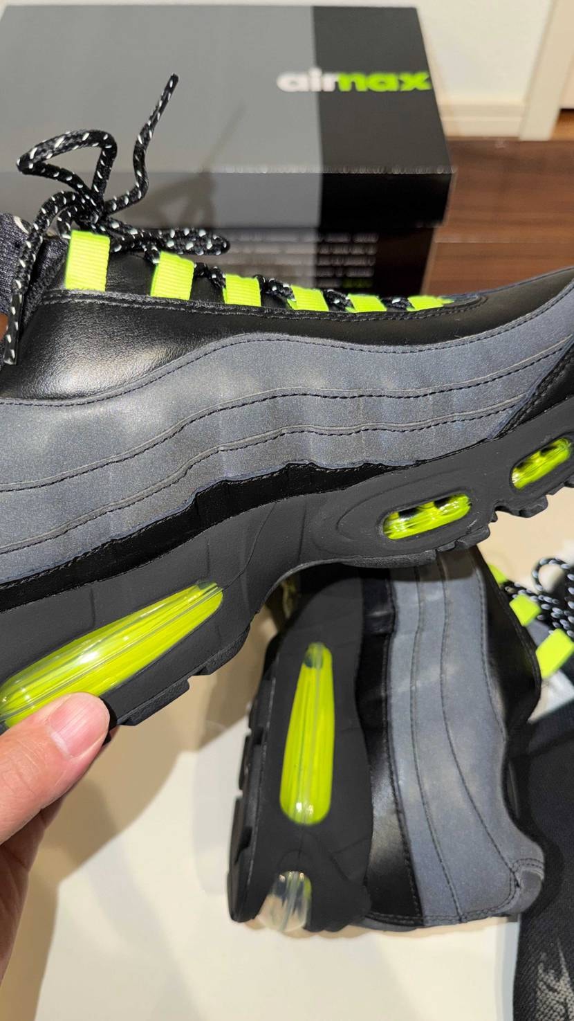 届いたー😍
かっけー😎❤️

#AIRMAX95HRJ