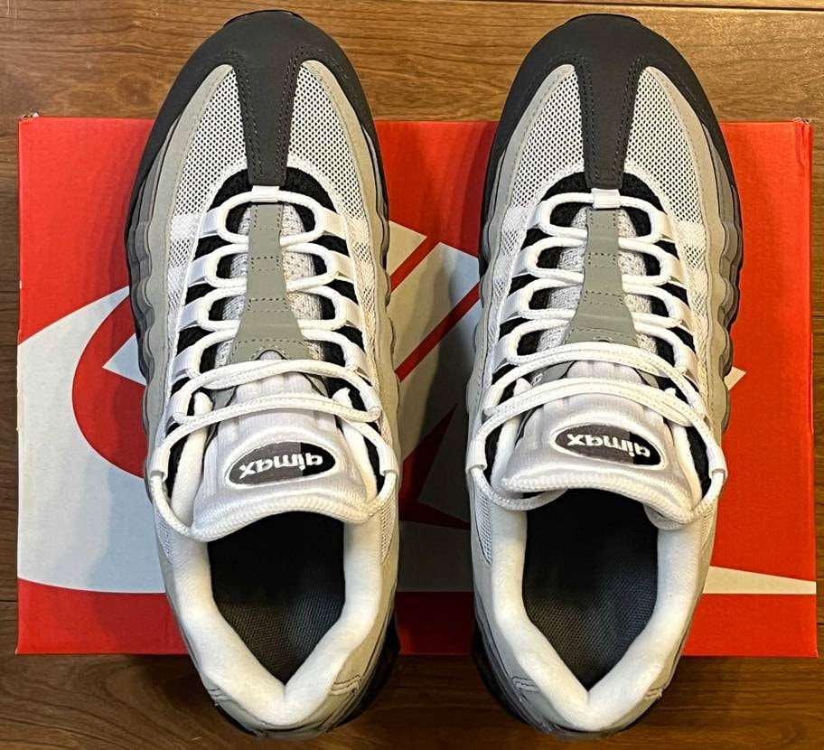 先日のアトモスでの再抽選でゲットできました！モノトーンのグラ