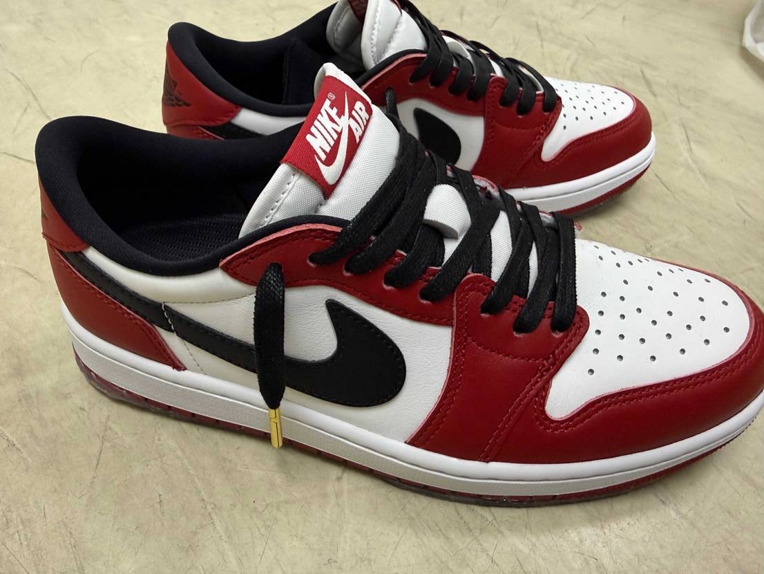 シカゴロー履いて仕事に行ってきます！
ワックスシューレース