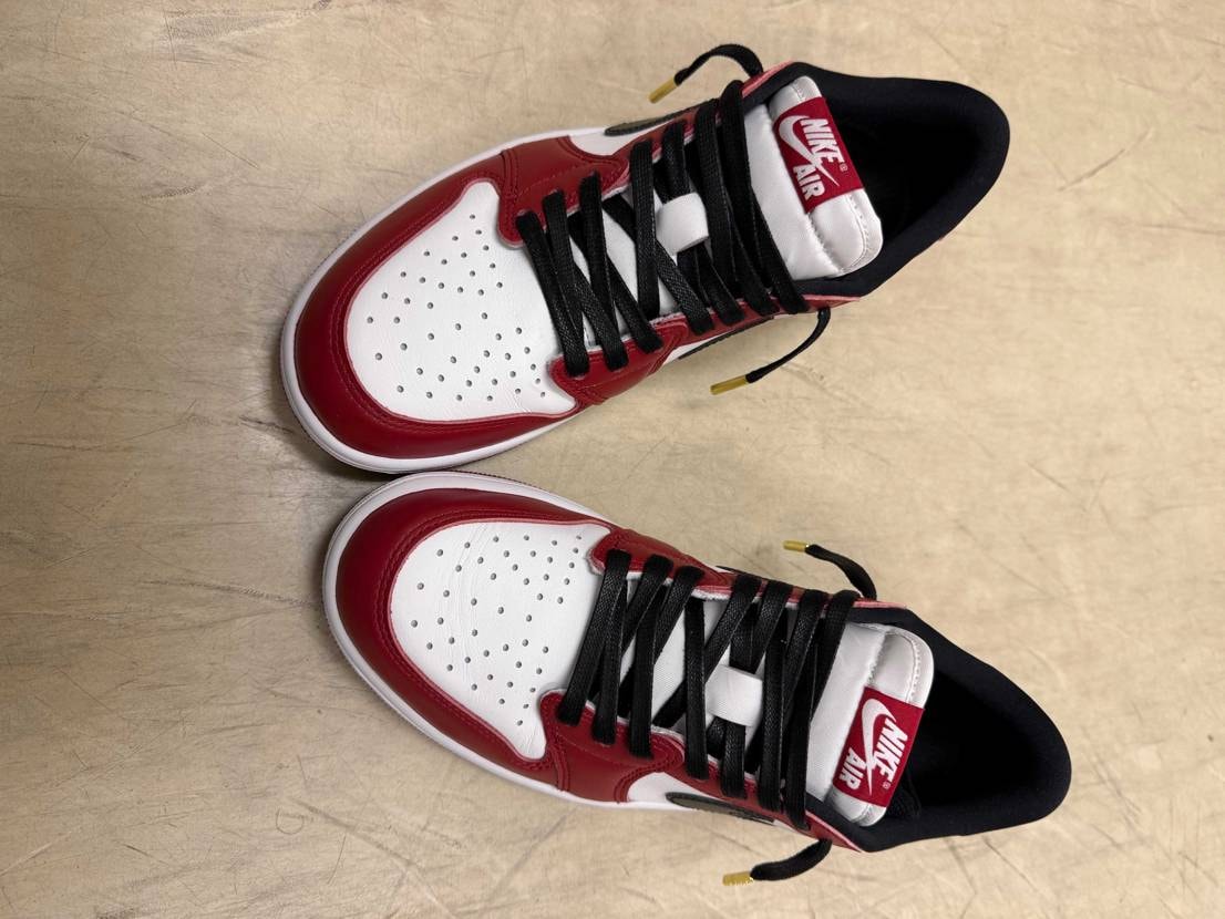 シカゴロー履いて仕事に行ってきます！
ワックスシューレース