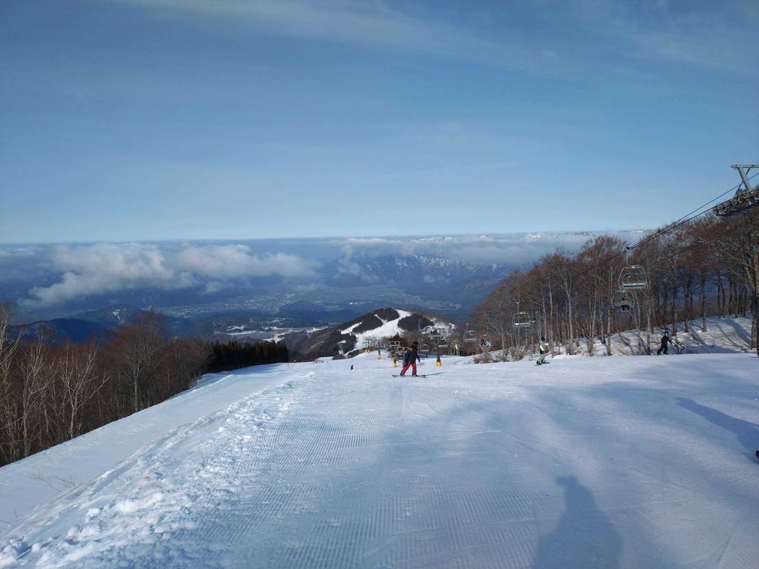 今日は息子とスノボへ行ってきました🏂️
めっちゃいい天気で