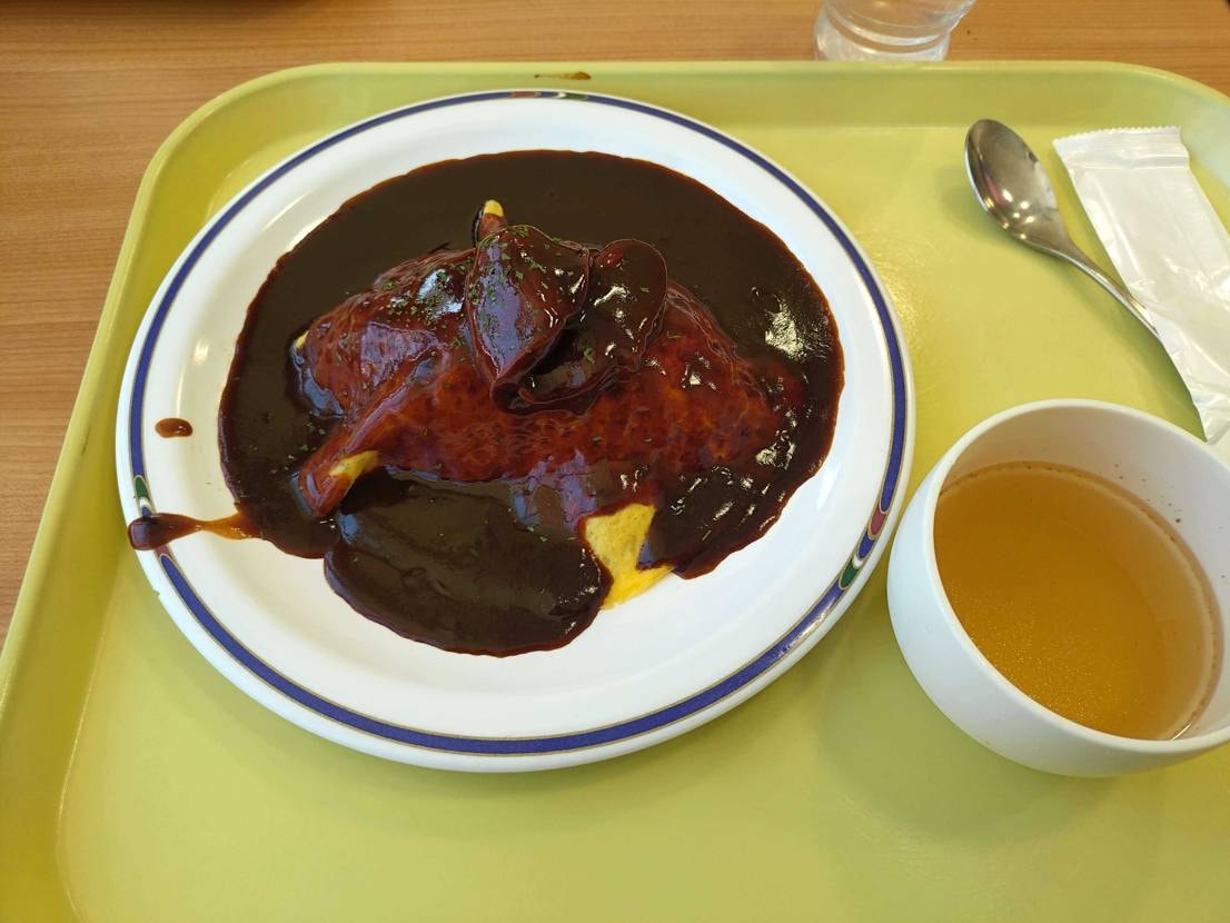 今日は息子とスノボへ行ってきました🏂️
めっちゃいい天気で