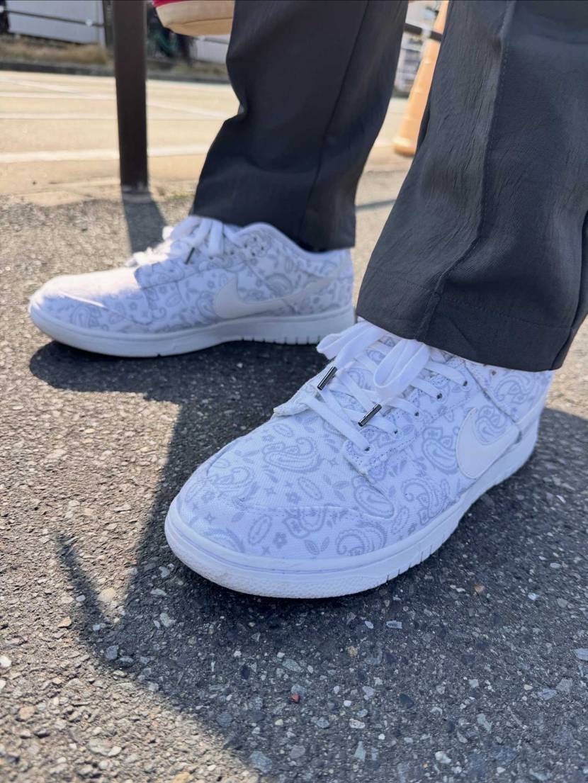 今日スニ🤍🩶