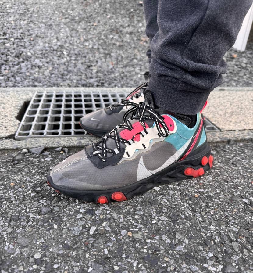 今日スニ❤️🩵