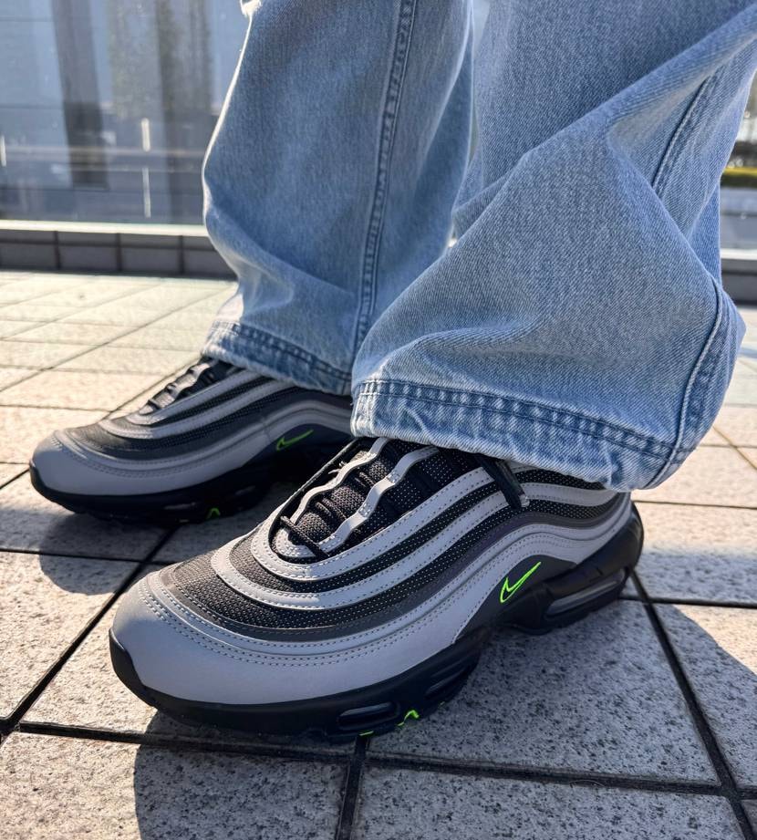 今日スニ🟢🦆