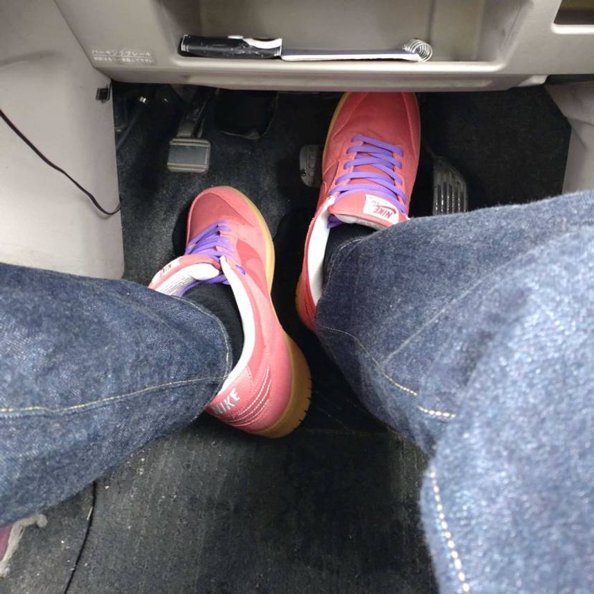 最近1番履いてるアドビ👟
今日は社用車乗って、狙ってた物全て買えたシュプの荷