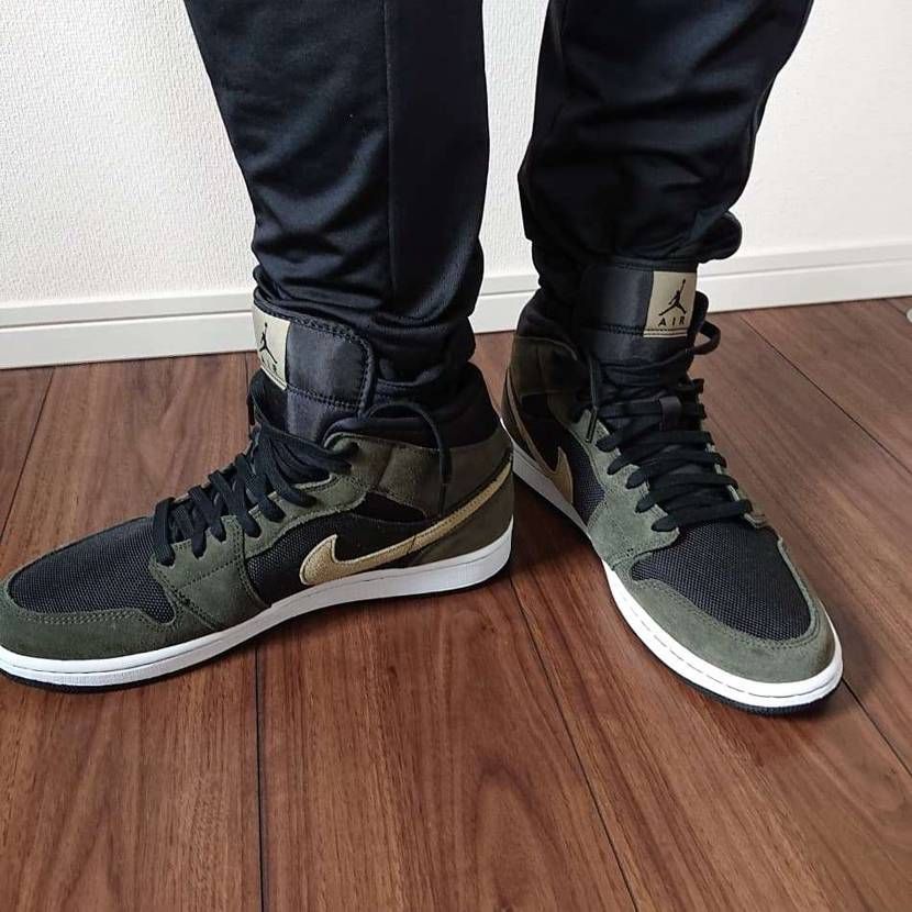 WMMS AIR JORDAN1 MID
Nike.comか